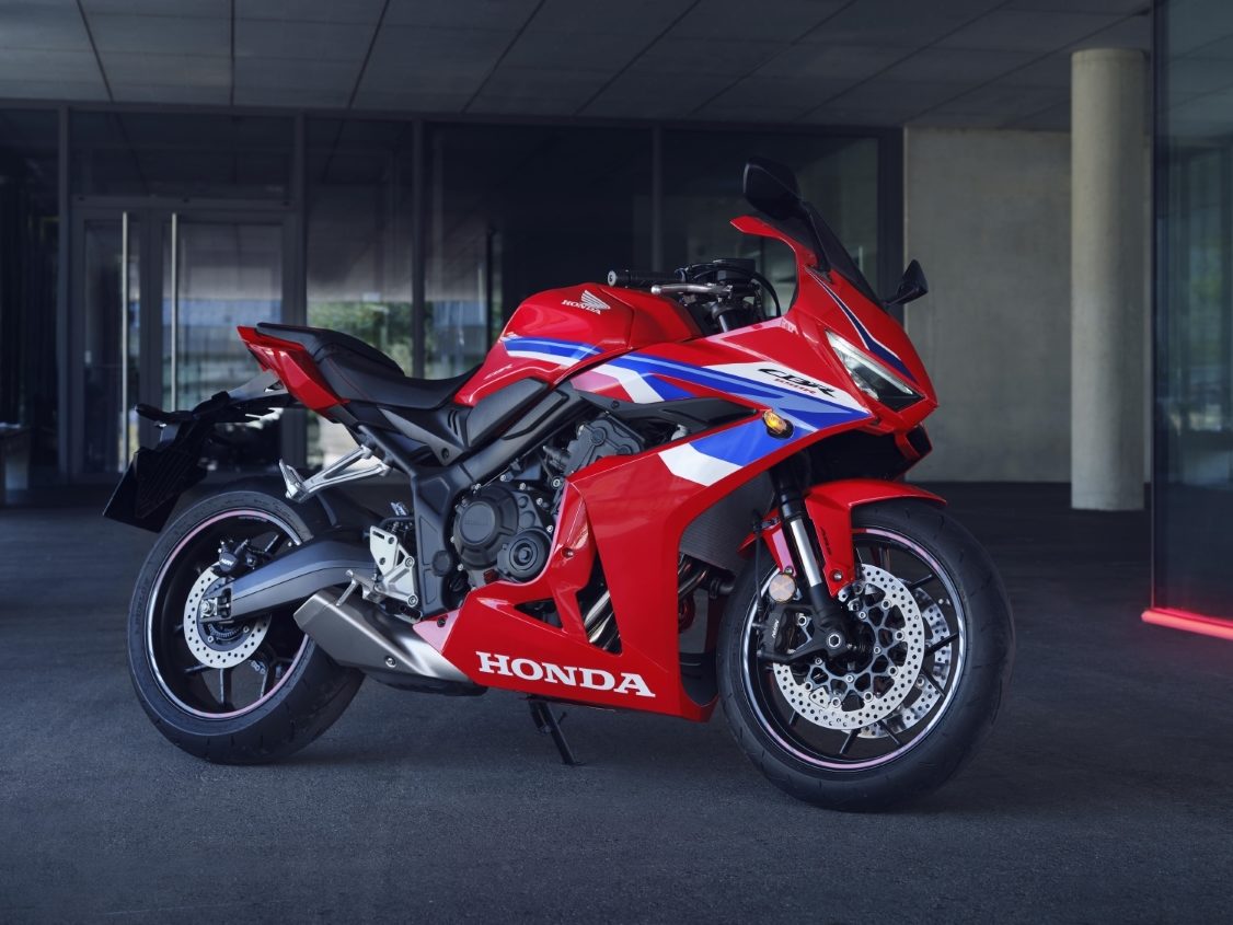 New Honda CBR650R 2025: 95HP Inline-4 Supersport - Latest Honda Honda CBR650R 2025 model available for purchase with free home delivery